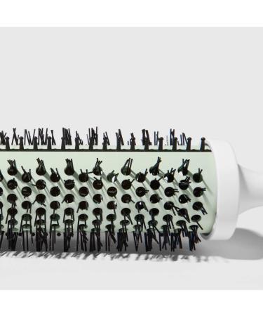 Shop Mane It's Giving Body Medium Hot Thermal Round Brush Online - Best Price & International Shipping - Buy Online on GoSupps.com
