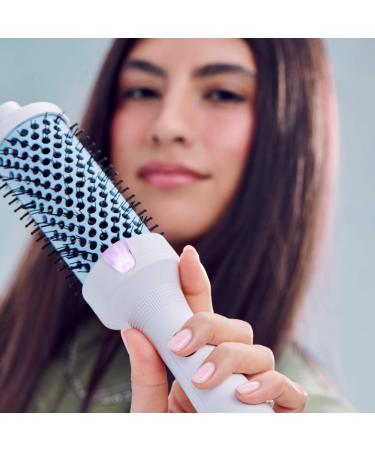 Shop Mane It's Giving Body Large Hot Thermal Round Brush Online - Best Price & International Shipping - Buy Online on GoSupps.com