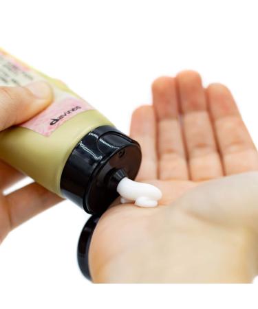 Shop Davines This Is A Medium Hold Pliable Paste - 4.22 oz/ 125 ml Online - Best Price & International Shipping - Buy Online on GoSupps.com