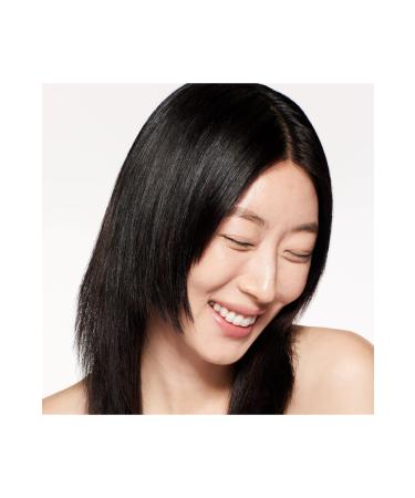 Shiseido Revitalessence Skin Glow Foundation SPF 30 30 Ml - Buy Online on GoSupps.com