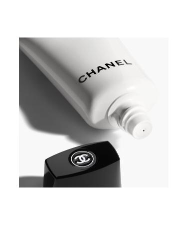 Chanel Super Active Complete-Skin Tone Equalizer Moisturizer Illuminating SPF50 Protection CC Cream 30ml - Buy Online on GoSupps.com