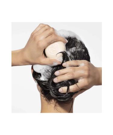 Yves Rocher Nourishing Solid Shampoo Dry Hair Nutrtion Organic flower oils Calendula Chamomile Blue St. John's Wort 60 g - Buy Online on GoSupps.com