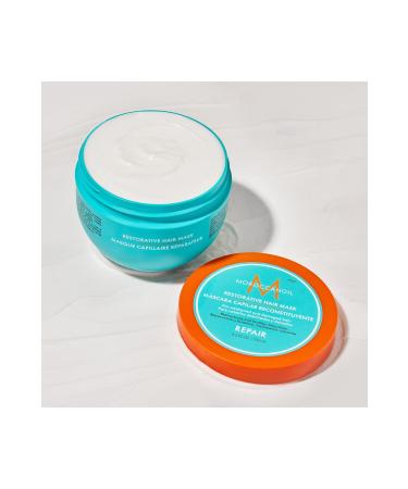 Moroccanoil Restorative Hair Mask - Revitalizing and Repairing Hair Care Mask for Damaged Hair 250 ml