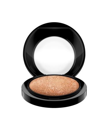 Mac Mineralize Skinfinish Gold Deposit Powder 10g for a Perfect Light Coverage - Buy Online on GoSupps.com