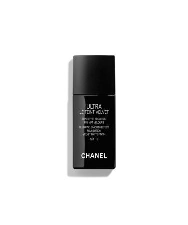 Chanel ULTRA LE TEINT VELVET FOUNDATION - for a naturally smoothing and even complexion