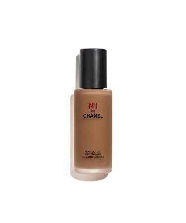 Chanel N 1 DE CHANEL REVITALIZING FOUNDATION BRIGHTENS - MOISTURIZES - PROTECTS