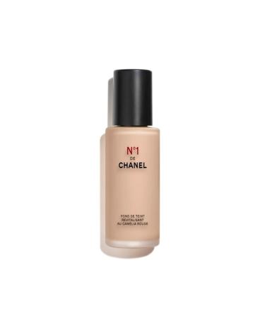 Chanel N 1 DE CHANEL REVITALIZING FOUNDATION BRIGHTENS - MOISTURIZES - PROTECTS