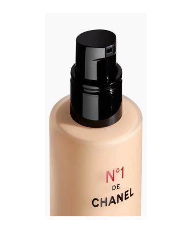 Chanel N 1 DE CHANEL REVITALIZING FOUNDATION BRIGHTENS - MOISTURIZES - PROTECTS - Buy Online on GoSupps.com