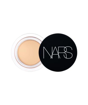 Nars Soft Matte Complete & Hyaluronic Acid Vitamin A&C and E Moisturizing Concealer