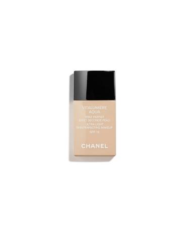 Chanel VITALUMI RE AQUA - Anti-Fatigue Brightening Luminous Foundation with SPF15 Protection