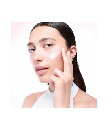 Lancome Sunscreen Spf 20 Moisturizing Day Cream-50 ml - Buy Online on GoSupps.com