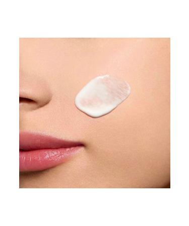 Clarins Vitamin C Dark Spots and Imperfections Brightening Milky Lotion - 200 ml - Buy Online on GoSupps.com