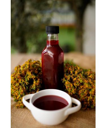 Kariafarm St. John's Wort Oil 250 ml - Buy Online on GoSupps.com