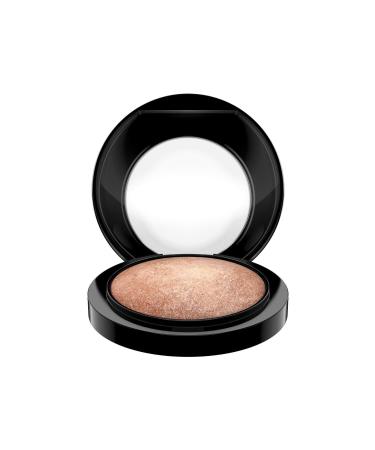Mac MINERALIZED SKINFINISH GLOBAL GLOW POWDER 10 G PROV DING GREAT LIGHT COVERAGE PSSN2670 - Buy Online on GoSupps.com