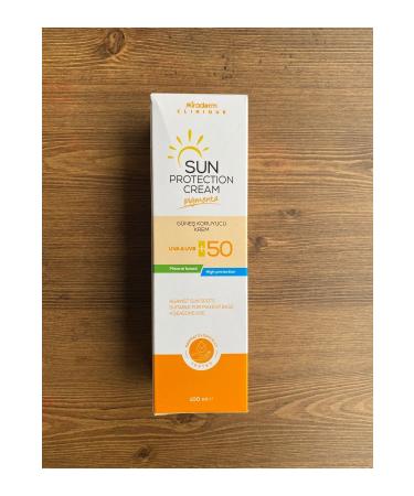 M RADERM PHARMA M RADERM PIGMENTA