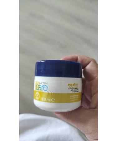 Avon care Royal jelly face cream