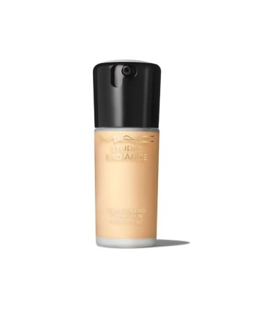 Mac STUDIO RADIANCE SERUM-POWERED GLOWING FOUNDATION WITH JOJOBA OIL NC20 PSSN3237