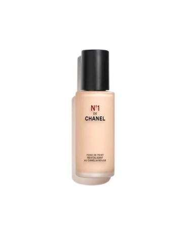 Chanel N 1 DE CHANEL REVITALIZING FOUNDATION Moisturizing protective foundation - Carest Cosmetic