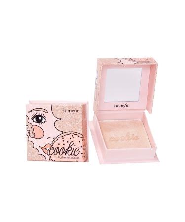 benefit cosmetics Cookie Powder Blush - Illuminating powder with golden subtle tones