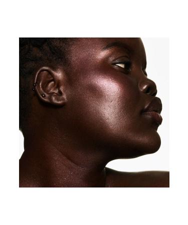 FENTY BEAUTY Diamond Bomb All-Over Diamond Veil - Illuminator for a Deep Shining Dazzling Look 8 gr - Buy Online on GoSupps.com