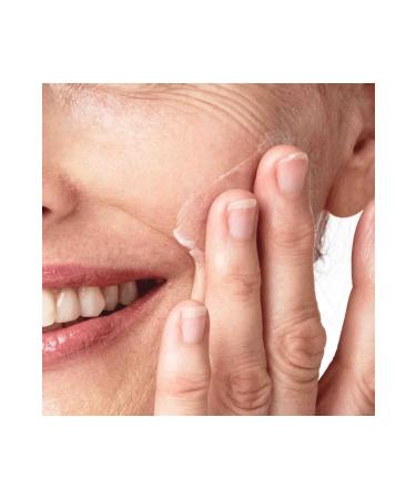 Oriflame Novage Time Restore Skin Serum with Gold-Colored Particles Designed for Mature Skin - Buy Online on GoSupps.com