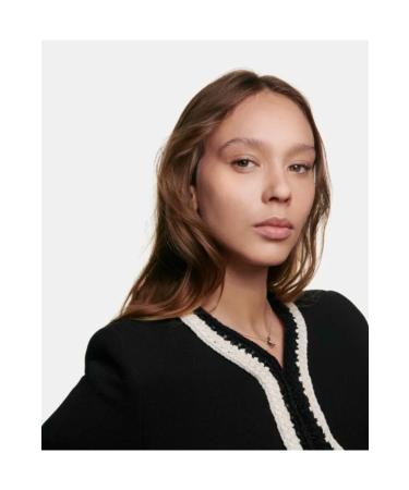 Chanel Les Beiges Healthy Glow Foundation Hydration And Longwear - Buy Online on GoSupps.com