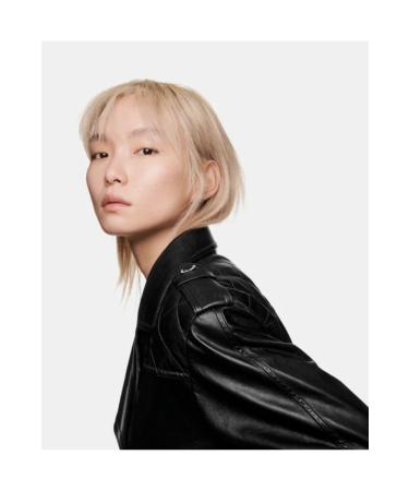 Chanel Les Beiges Healthy Glow Foundation Hydration And Longwear - Buy Online on GoSupps.com