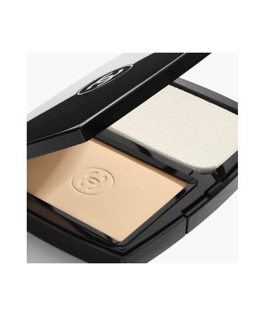Chanel ULTRA LE TEINT - Glossy Matte Surface Foundation - Buy Online on GoSupps.com