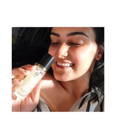 Oriflame Giordani Gold Brightening Effective Serum Form Skin Equalizing Makeup Base