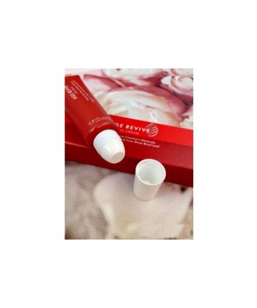 Oriflame Optimals Brightening Eye Cream with Horse Chestnut and Special Plants - Buy Online on GoSupps.com