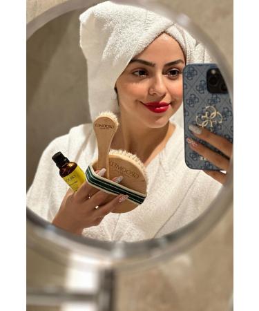 Groomed St. John's Wort Oil 50 ml - Buy Online on GoSupps.com