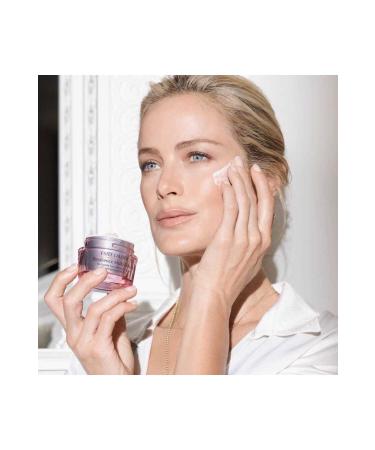 Estee Lauder Dry Skin Firming and Anti-Line Anti-Wrinkle Cream - Resilience Multi-Effect 50ml - Buy Online on GoSupps.com