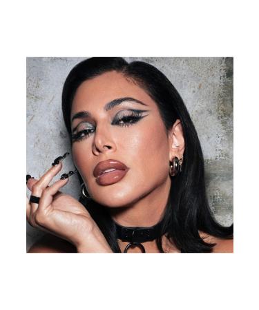 Huda Beauty Pretty Grunge 18 Eyeshadow Palette 16.8g - Buy Online on GoSupps.com