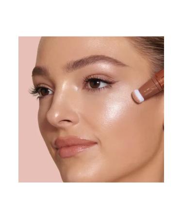 Charlotte Tilbury Glowgasm Beauty Light Wand - Liquid Illuminator - Buy Online on GoSupps.com