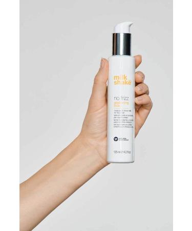 Milkshake Milk_shake No Frizz Glistening Milk Moisturizing and Shining Milk 125 ml - Buy Online on GoSupps.com