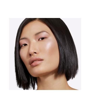 Mac Moisturizer with Luminous Particles that Brightens and Revitalizes Dull Skin / Travel Size - Buy Online on GoSupps.com