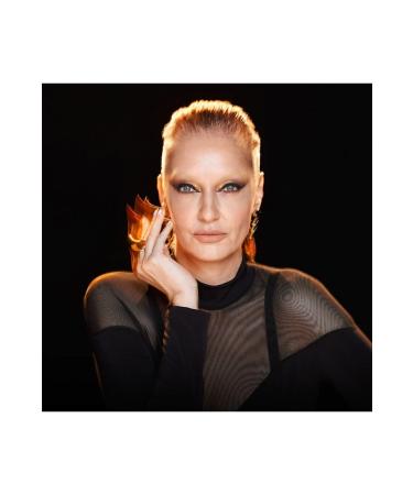 Huda Beauty Empowered Eyeshadow Palette - Buy Online on GoSupps.com