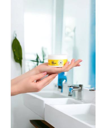 M LA CARE Bee Venom Bee Venom Cream 100ml X 4 Pieces - Buy Online on GoSupps.com