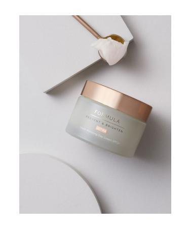 Marks & Spencer Ultra Rejuvenating Day Cream SPF30 50ml