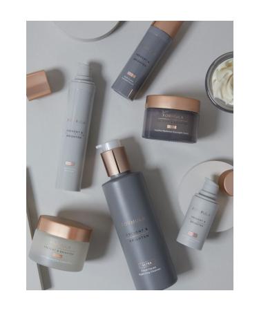 Marks & Spencer Ultra Refreshing and Moisturising Cleanser 190ml - Buy Online on GoSupps.com