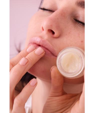 Reve Ravissant Lip Scrub and Lip Mask 15 ml + 15 ml - Buy Online on GoSupps.com