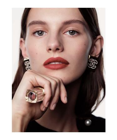 Chanel 31 LE ROUGE-Luminous and Long-Lasting Matte Finish Lipstick-ROUGE MYSTIQUE 3.3 G PSSNS.532 - Buy Online on GoSupps.com