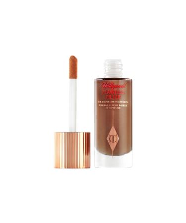 charlotte tilbury Easy to apply thanks to its liquid form Hollywood Flawless Filter - Liquid Illuminator 30ml SAKLI G 228