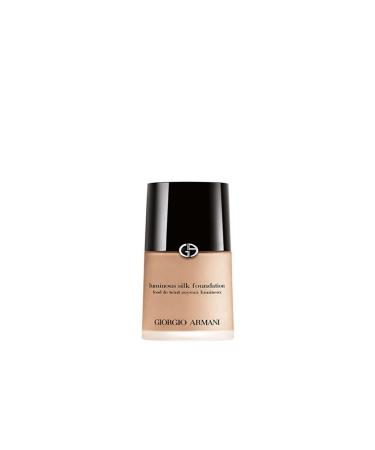 Giorgio Armani Foundation with a Natural Look for Skin Lasting All Day and Shining Finish - 5.25 Passi.4328