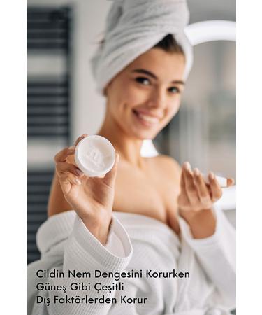 QUR Detox Effective Skin Rejuvenator Brightening Anti-Spot Vitamin C Skin Care Cream - Buy Online on GoSupps.com