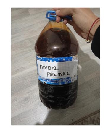 And z molasses from the lady's hand 1L