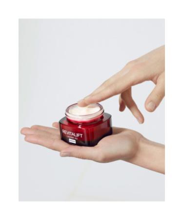 L'Oreal Paris Revitalift Lazerx3 Intensive Anti-Aging Face Cream Day 50ml - Buy Online on GoSupps.com