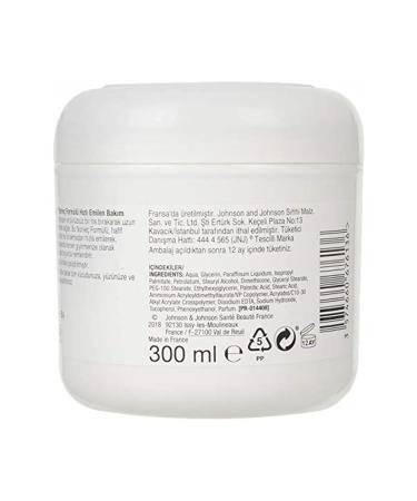 Neutrogena Brand: Fast Absorbing Care Cream 300 Ml Category: Hand Cream - Buy Online on GoSupps.com
