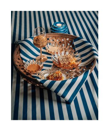 generous honey Hakkari emdinli Karakovan Comb Honey (1 Box 2 Kg)