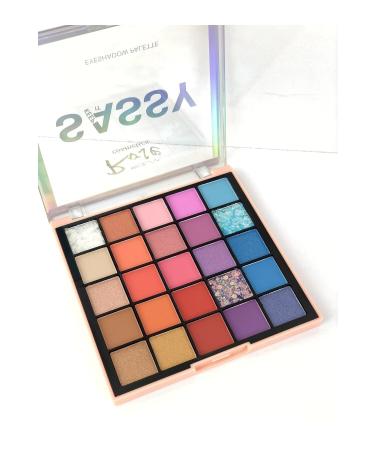 Universal Rose Sassy 25 Eyeshadow Palette